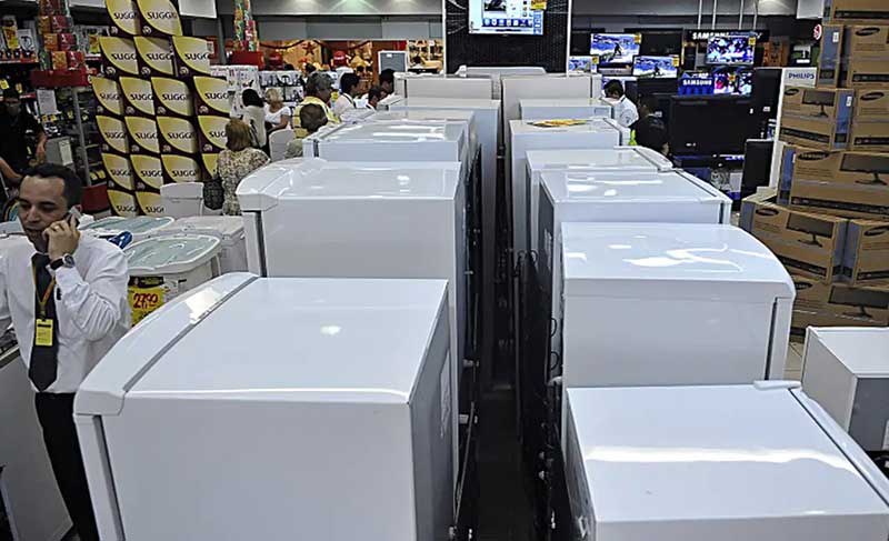 Uma das dicas é evitar o abre e fecha constante da porta do aparelho.