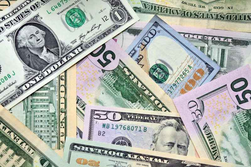 O Dólar Comercail fechou a R$ 5,5477 e queda de -0,24%.