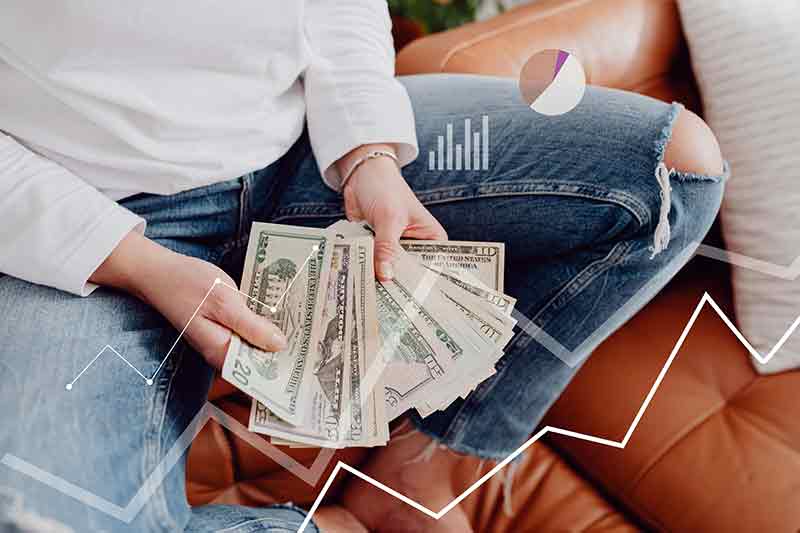 O dólar comercial apresentou alta de R$ 0,039, ou seja, crescimento de 0,72% no dia, encerrando cotado a R$ 5,543.